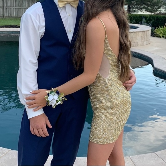 Gold beaded Homecoming dress - Picture 3 of 4